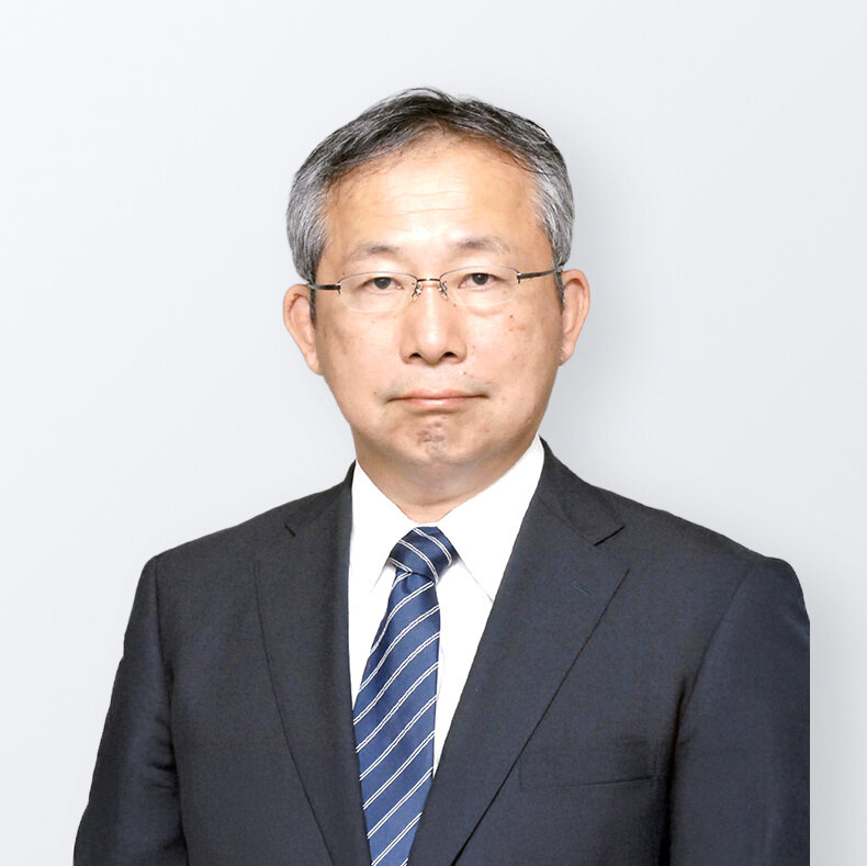 山田　滝雄